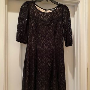 Ladies Black Lace Dress by Sequin Hearts. Size M.